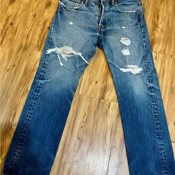 🔥VINTAGE 501 Men's Levi Strauss & Co. Distressed Blue Jeans Size 31X30 - Picture 3 of 10